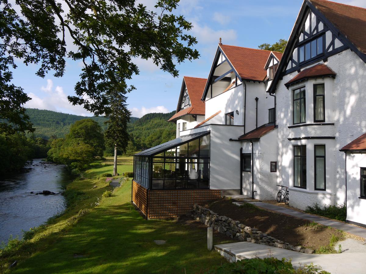 Craig-Y-Dderwen Riverside Hotel Бетс-и-код Екстериор снимка